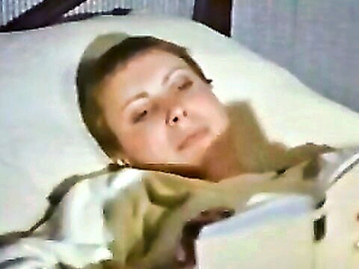 Old School Italian Porn Film Featuring Sexy Performers - XXXBP