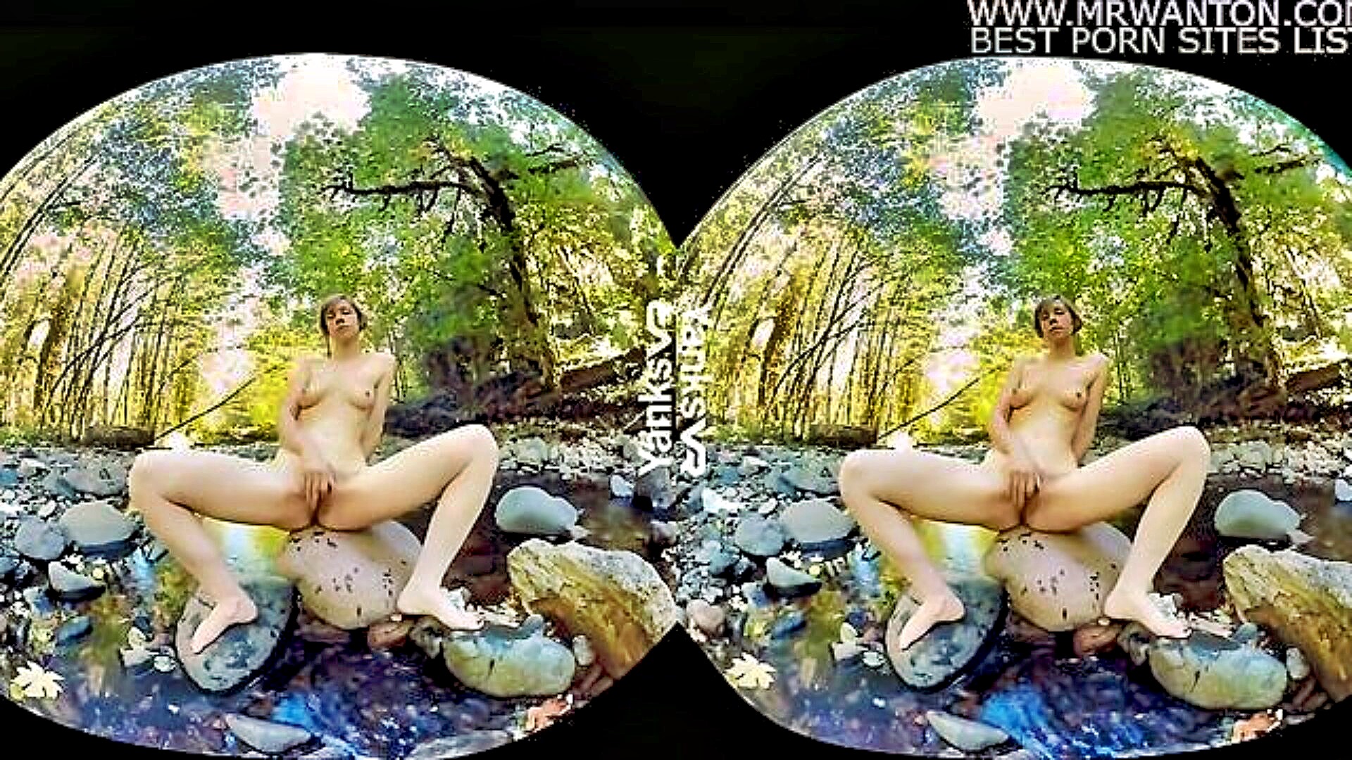 Carmen Decembers Intense Virtual Reality Orgasm Experience - XXXBP