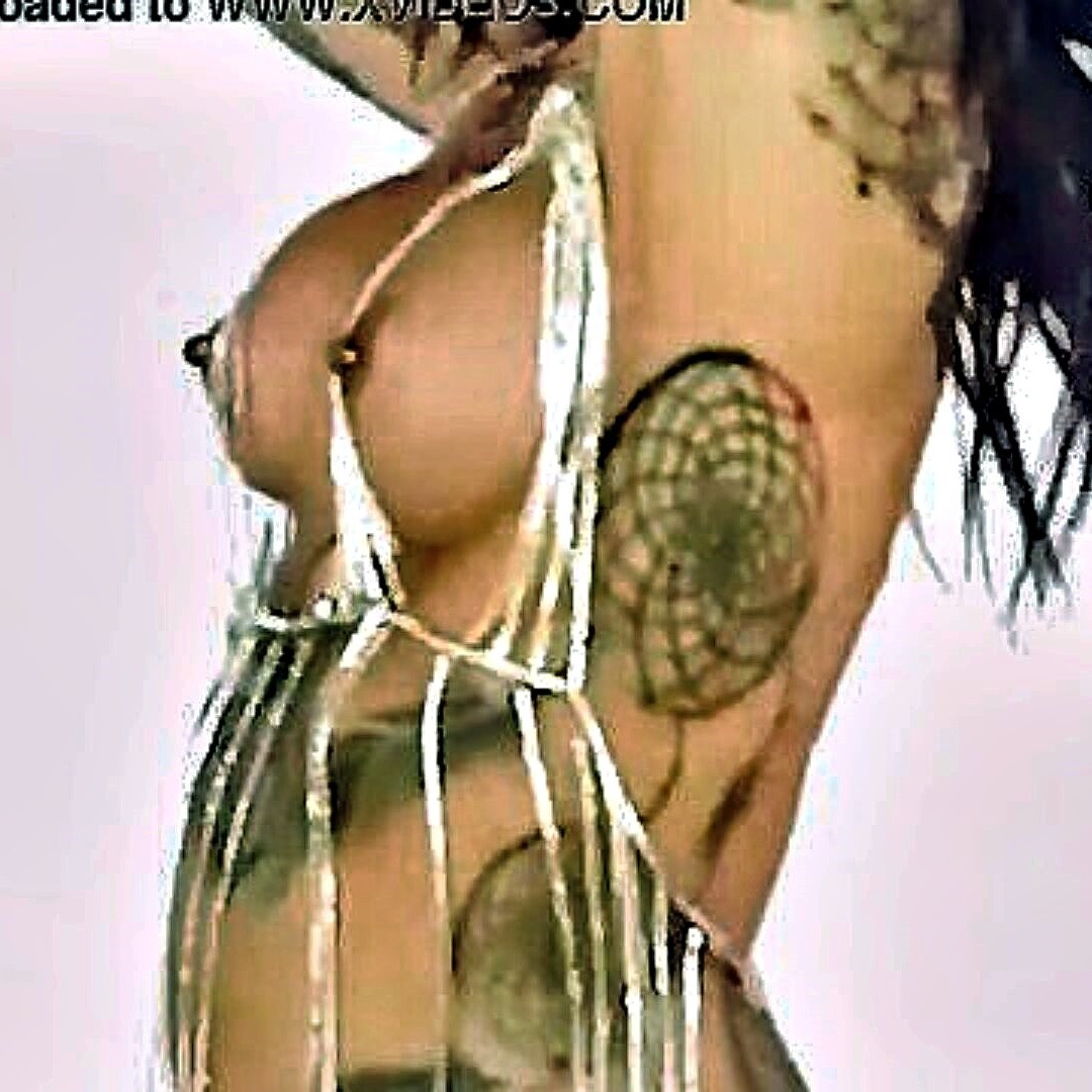 European Girl With Tattoos Stars In Solo Erotic Game - XXXBP