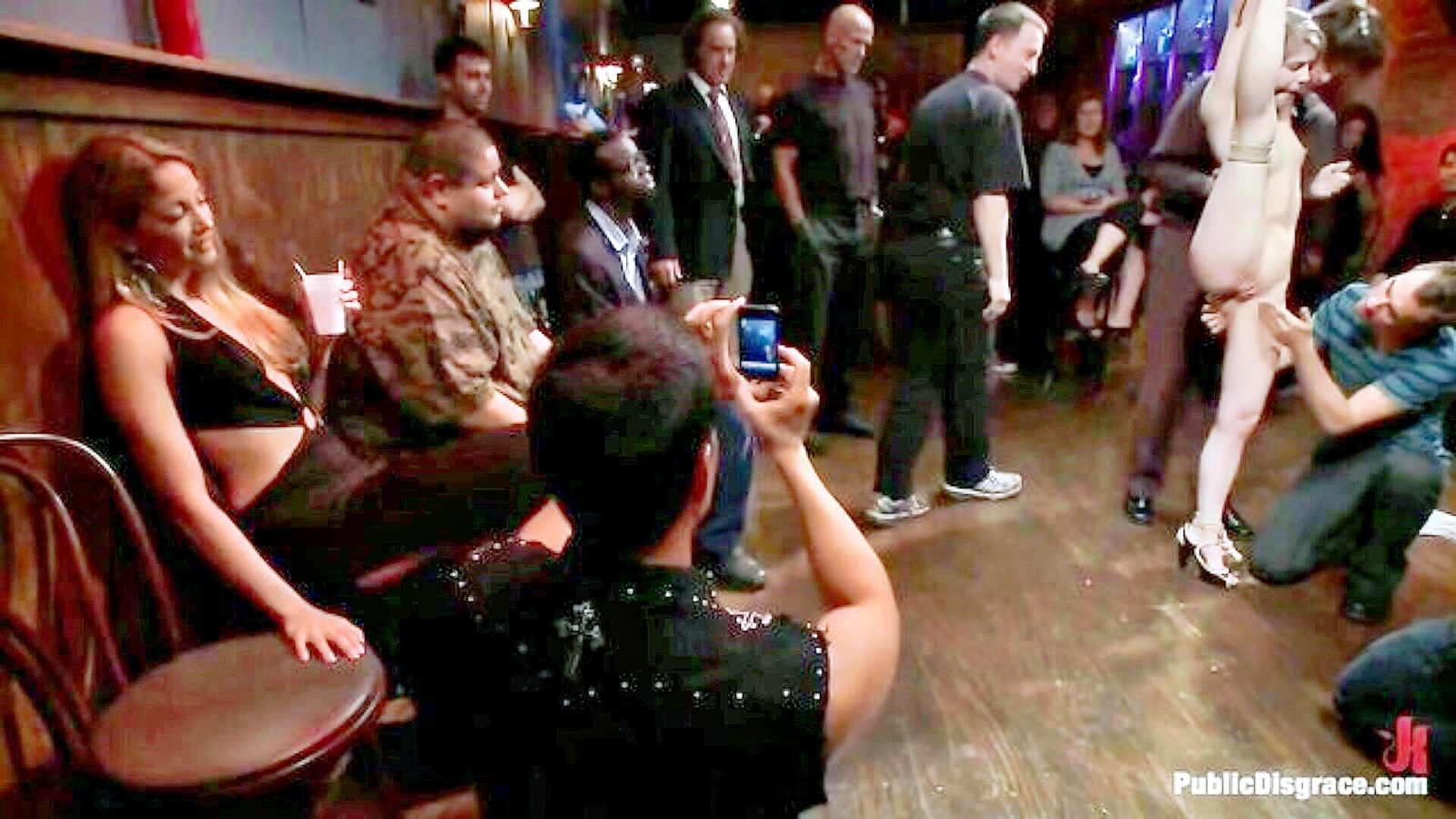 Sensi Pearl gangbang Royal Affairs Donna Dolore And Sensi Pearl In Public Gangbang By Mark Davis  - XXXBP