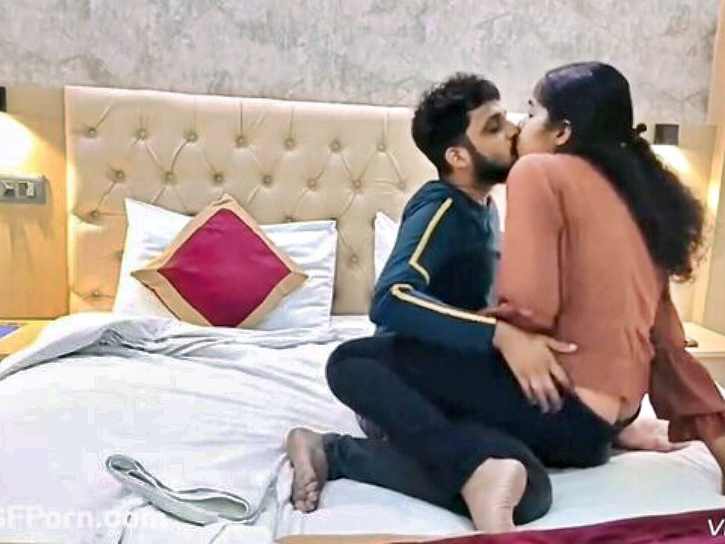Indian Girlfriend Boyfriend XXX Porn Videos - XXXBP