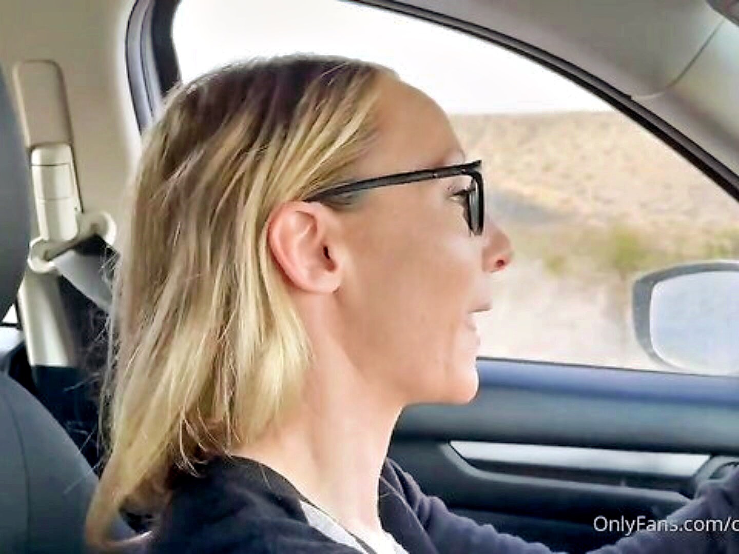 Stepmom Helps XXX Porn Videos - XXXBP