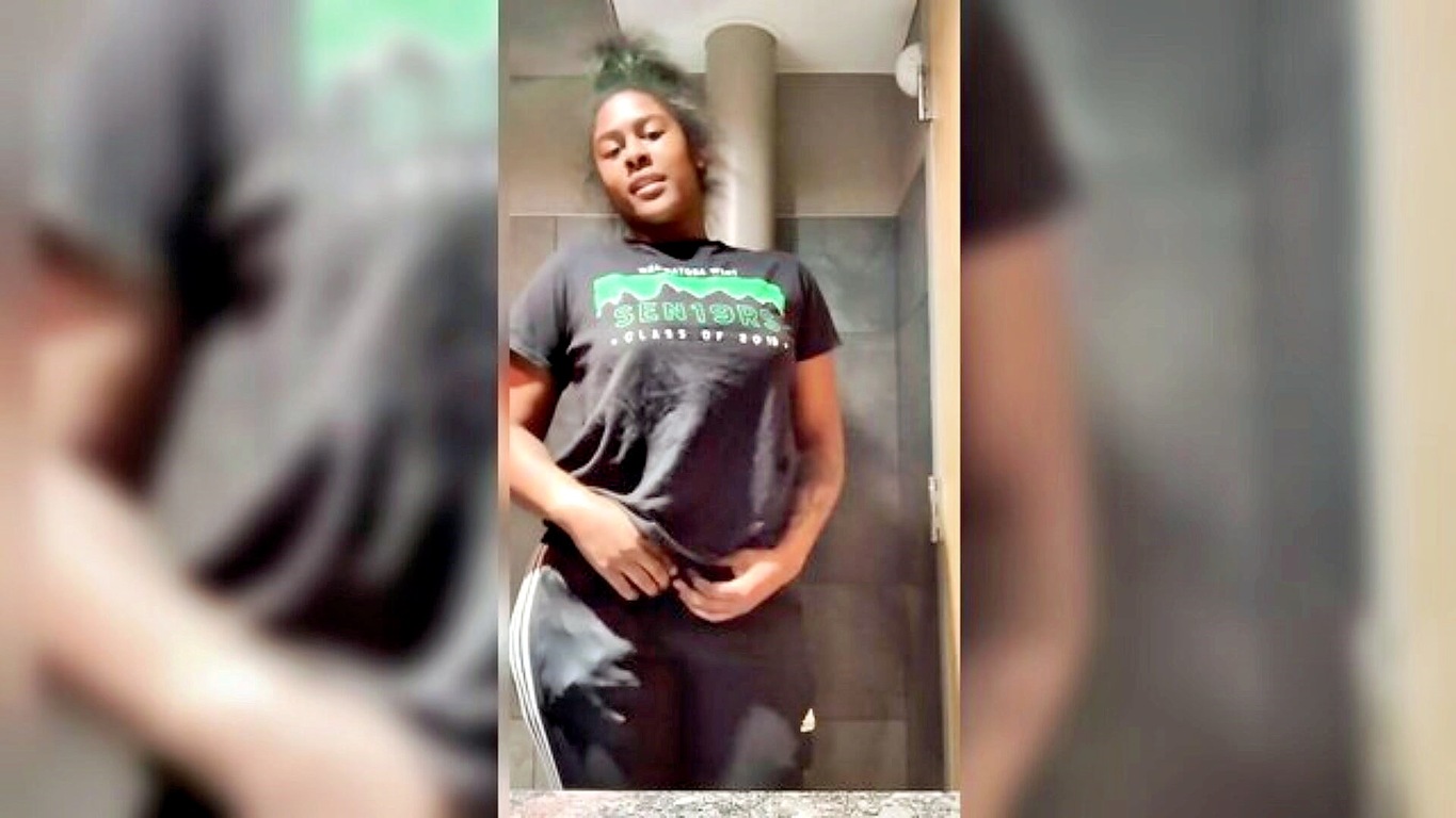 Sweet Monae Public Bath - XXXBP