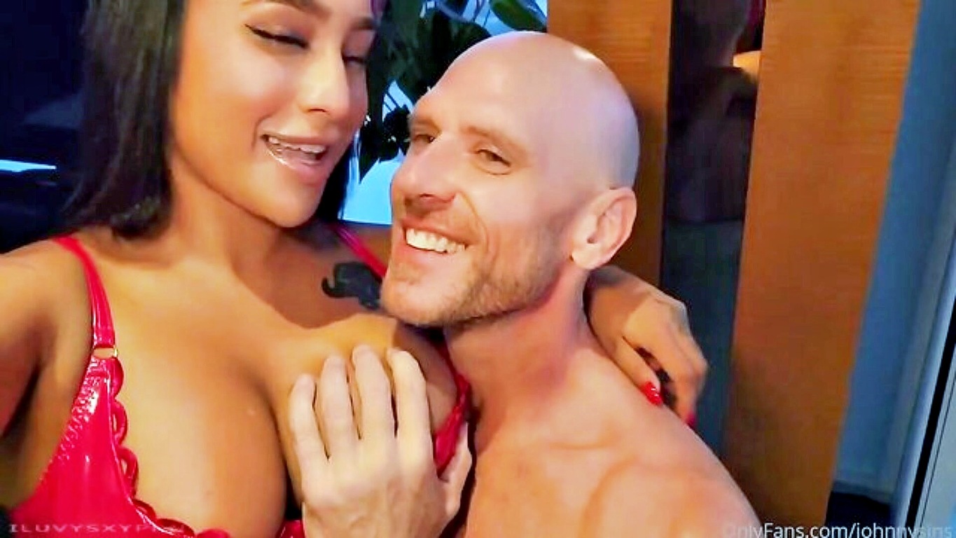 Indian Cumshot Yasmina Khan XXX Porn Videos - XXXBP