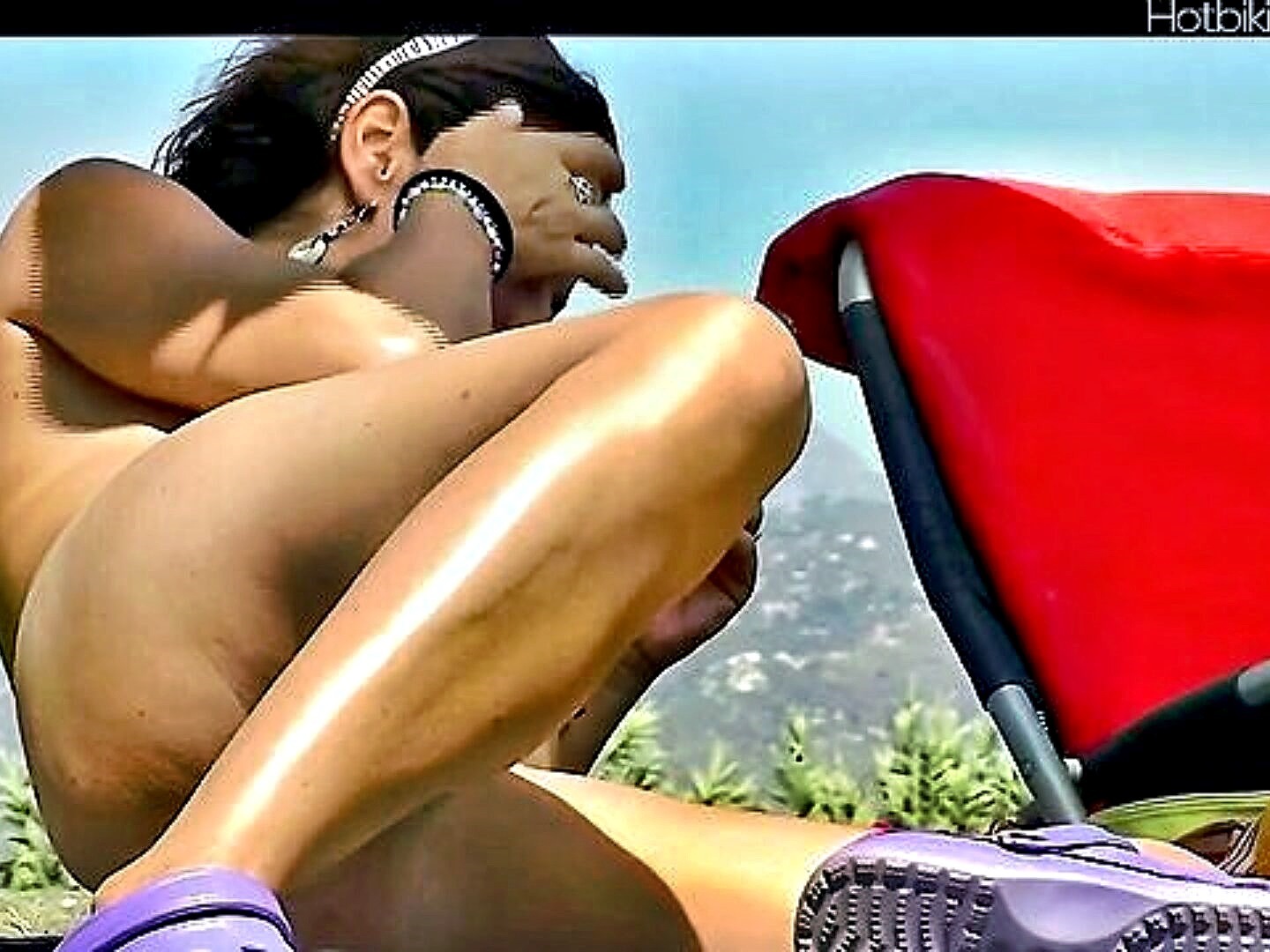 Hidden Beach Camera Captures Nude Teenagers In High Definition - XXXBP